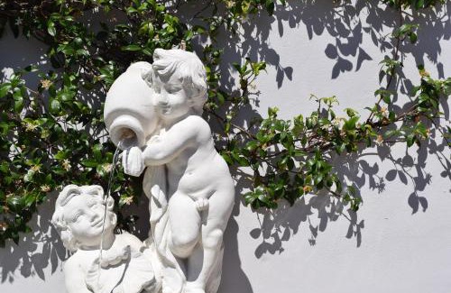 Centro Urbano Bed & Breakfast | High-Quality Stay at Le Rossi Bed with Hot Tub Access