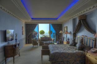 Zouk El Kharab Resort | Indulge at Le Royal Hotel - Beirut: 5-Star Luxury Stay