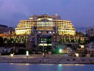 Zouk El Kharab Resort | Indulge at Le Royal Hotel - Beirut: 5-Star Luxury Stay