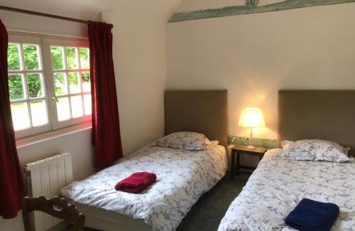 Bois-Normand-Pres-Lyre House | Pet-Friendly Retreat at Le Rucher with Breakfast Included