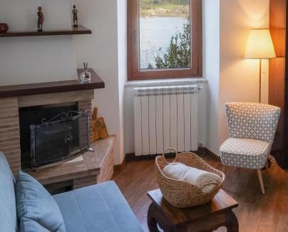 Lake Bracciano Apartment | Beautiful Apartment on the Lake with Oceanfront Views