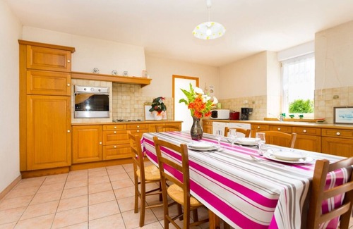 Plouaret House | Pet-Friendly Retreat at Le Rustrio - PLOUARET, Rated 10/10