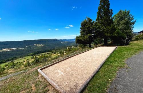 Pelouse House | Le Séquoia - Vue Extraordinaire - Nature - Calme - Netflix - Wifi - Randonnée