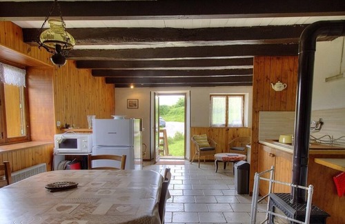 Saint-Appolinaire House | House: Guest Rated 10/10 with Spa and Family-Friendly Perks