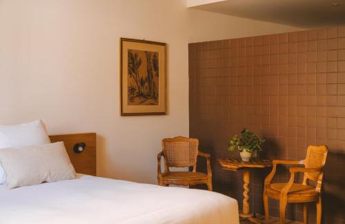 Saint-Saturnin-les-Apt Hotel | Le Saint Hubert