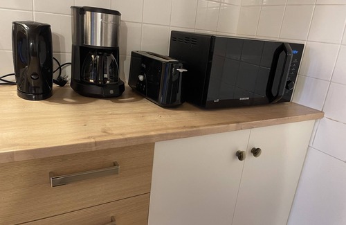 Auxerre Apartment | Discover Le Saint-Nicolas: City View Apartment with Kitchen