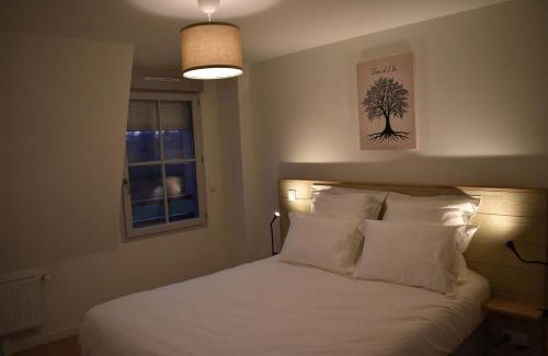 Saint-Valery-sur-Somme Apartment | Top-Rated Le Saint Pierre en Baie: Child-Friendly Stay