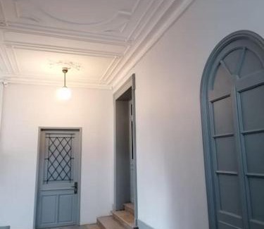 Faubourg North Apartment | Family-Friendly Le SAMBIN-TERRASSE in the City Center