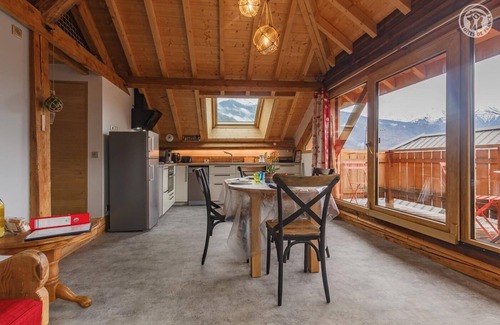 Aiton House | Cozy Le Sarto Du Gust - Aiton with Breakfast & Kitchen