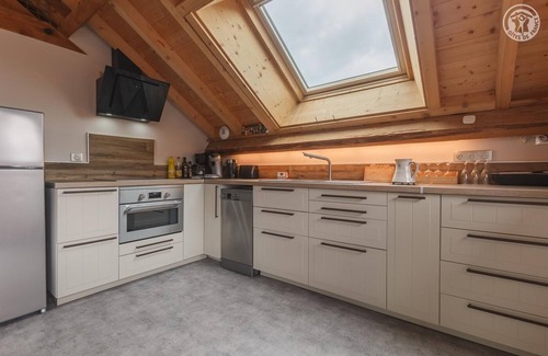 Aiton House | Cozy Le Sarto Du Gust - Aiton with Breakfast & Kitchen