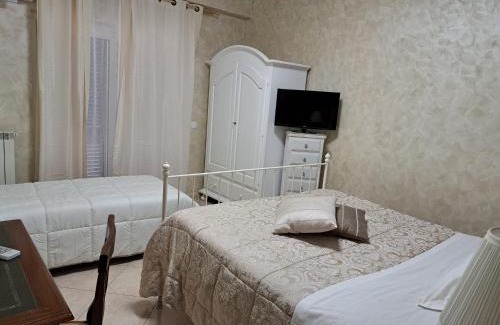 Cassia Bed & Breakfast | Experience Le Scalette: Guest Rated 9.1 with Dining Options
