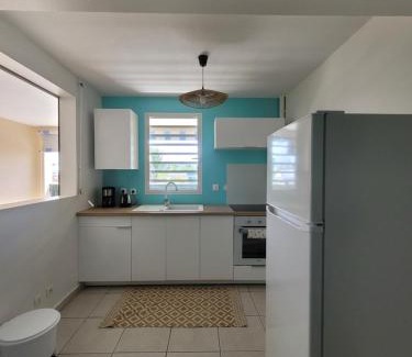 Pointe de la verdure Apartment | Discover Family-Friendly Comfort at Le Soleil Bleu