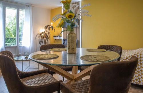 Bar-sur-Aube Apartment | Discover Le SOLEIL D OR: Family-Friendly Near Nigloland