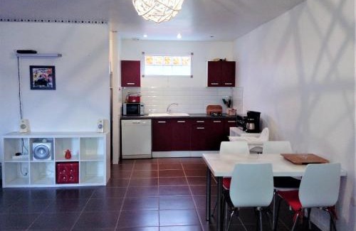 Anglade House | Discover Le Soleil en Gironde: Family-Friendly Retreat