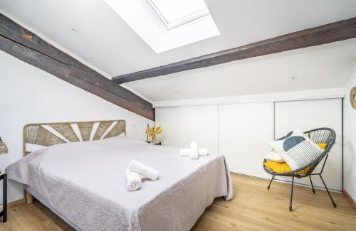 Le Somail Apartment | Family-Friendly Stay at Le Somail - Louis 14