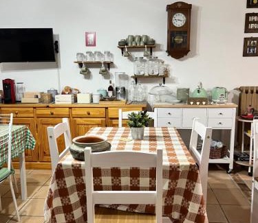 Sant'atto Bed & Breakfast | Discover Le Sorelle Gemelle B&B: Pet-Friendly Oasis