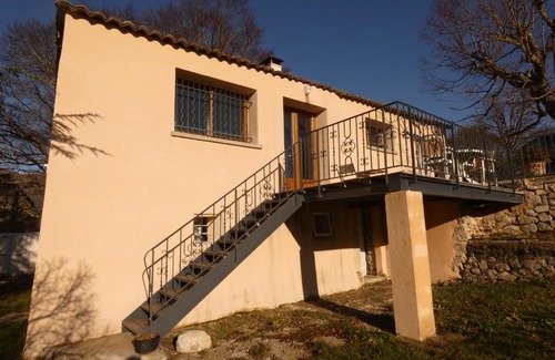 Barret-sur-Meouge House | Relax at Le spa de la Méouge - 4-Star Family Getaway