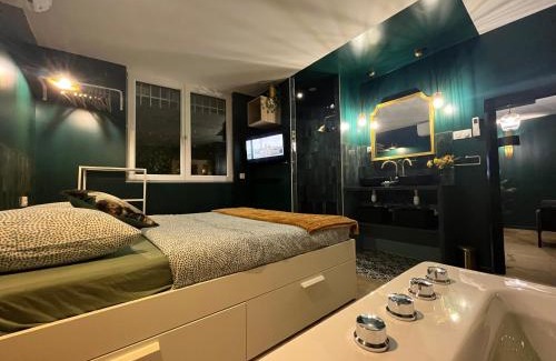 Les Caillols Apartment | Unwind at Le Speak Easy with Jacuzzi and Sauna Access