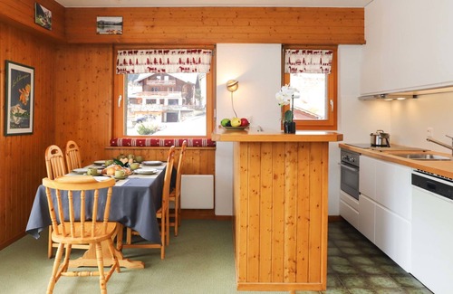 Champex-Lac Apartment | Unwind at Le Sporting 213: Pet-Friendly Lake View Retreat