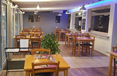 Beaumont-sur-Leze Hotel | Discover LE SPORTING: Pet-Friendly Bliss for Families