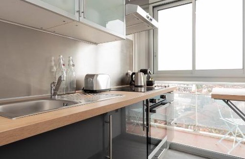 Compans-Caffarelli Apartment | Stunning Le St Honoré: Rooftop City Views Await You