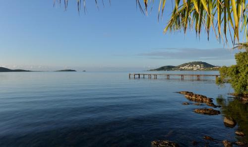 Noumea Hotel | Discover Le Stanley Hôtel: Oceanfront Retreat with Pool