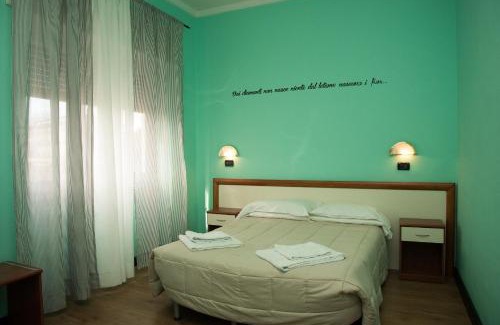 Boccadasse House | Discover Le Stanze di Boccadasse: Pet-Friendly Retreat