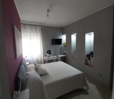 Crotone Bed & Breakfast | Discover Comfort at Le Stanze di Dalia: Pet Friendly & More