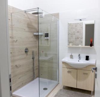 Crotone Bed & Breakfast | Discover Comfort at Le Stanze di Dalia: Pet Friendly & More