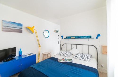 Vieux-Boucau-les-Bains Apartment | Discover Family-Friendly Comfort at Le Studio Bleu de la Gare