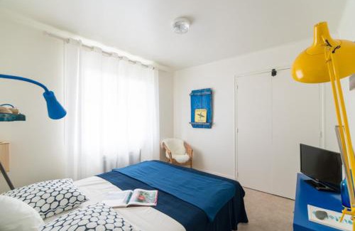 Vieux-Boucau-les-Bains Apartment | Discover Family-Friendly Comfort at Le Studio Bleu de la Gare