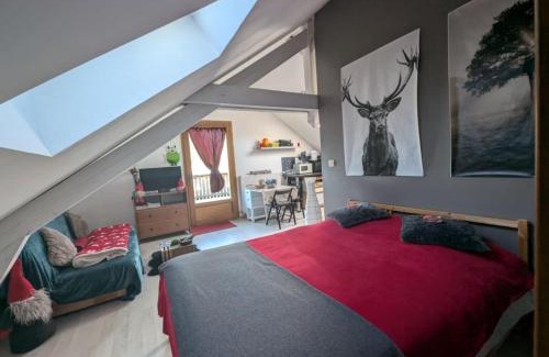 Champdray Apartment | Charming Studio with Ocean View and Pool in Champdray