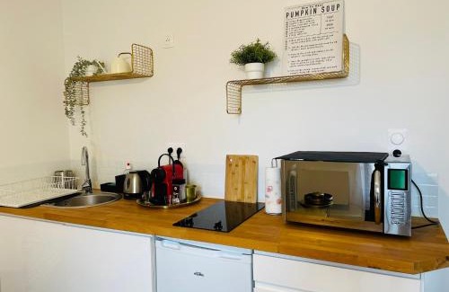Bruz Apartment | Discover Le Studio d'Angèle: Highly Rated Getaway