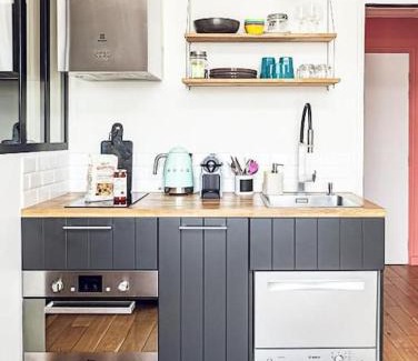 Antony Apartment | Highly Rated Le Studio de la Rue Mounié Awaits You