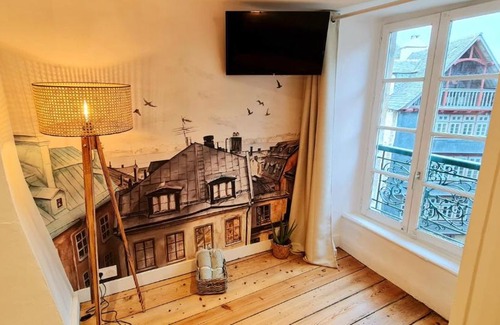 Landerneau Apartment | Discover Le Studio de Louise: Prime Location & Family-Friendly