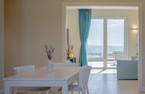 Civitavecchia Apartment | Discover Oceanfront Comfort at Le Suites sul Mare di Esterina