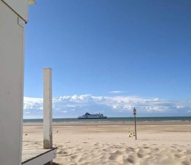 Bleriot-Plage Apartment | Le Sunset
