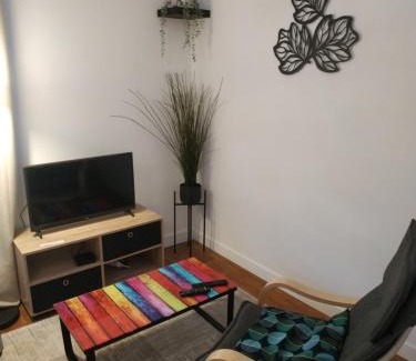 Barriere Saint Marc Apartment | Inviting Le Ténor Apartment with Free Parking & Family Amenities
