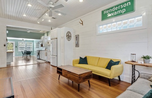 Lottie Cottage | Pet-Friendly Retreat at Le T'fer on Bayou Fuselier