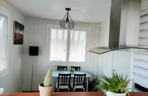 Semeac Apartment | Family-Friendly Getaway at Le T2 de Julien