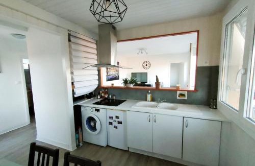 Semeac Apartment | Family-Friendly Getaway at Le T2 de Julien