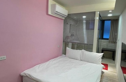 Xitun District House | Discover Family-Friendly Fun at 樂萄萄逢甲 Hotel