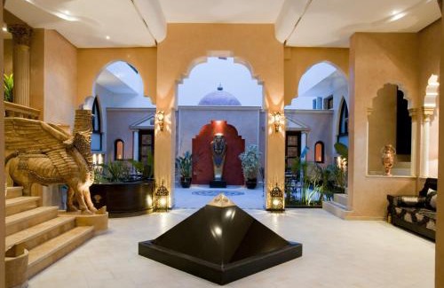Ouarzazate Bed & Breakfast | Experience Oceanfront Relaxation at Le Temple Des Arts