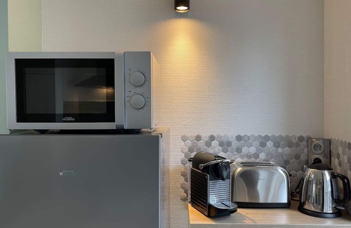 Honfleur Apartment | Experience Comfort at Le Temps de Vivre - City Center