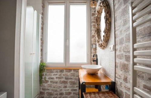 La Fayette-Eble Apartment | Discover Family-Friendly Comfort at Le Terminus Hotel