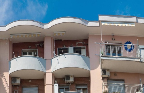 Materdei House | Discover Le Terrazze del Sole: Family-Friendly Retreat