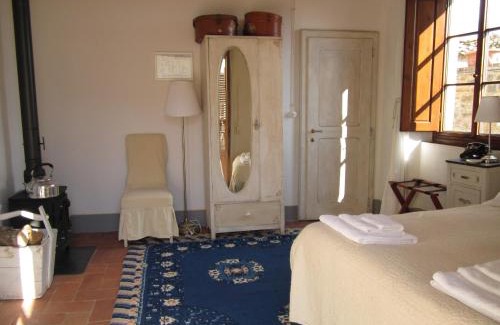 San Donato in Poggio Bed & Breakfast | Scenic Le Terrazze Del Chianti with Oceanfront Views