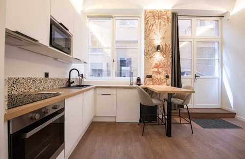 Griffon - Royale Apartment | Discover Le Terrazzo: Guest Rated 10/10 with Family Amenities