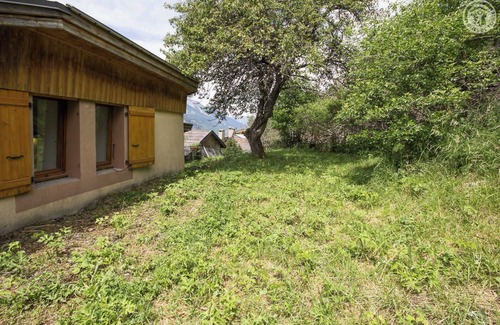 Saint-Michel-de-Maurienne House | Comfortable Stay at Le Thyl Dessus in Saint Michel de Maurienne