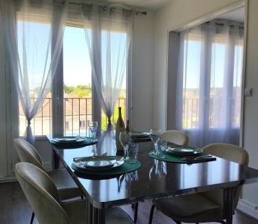 Thourotte Apartment | Discover Le Thourottois: Central Location & Free Wifi